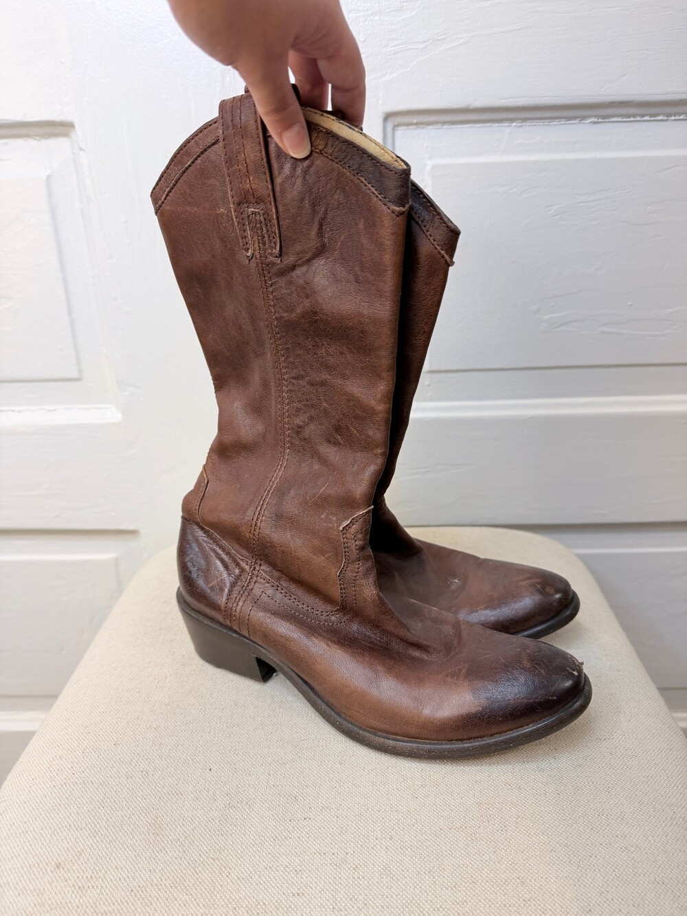 Frye Carson Brown Leather Pull On Boots Size 6